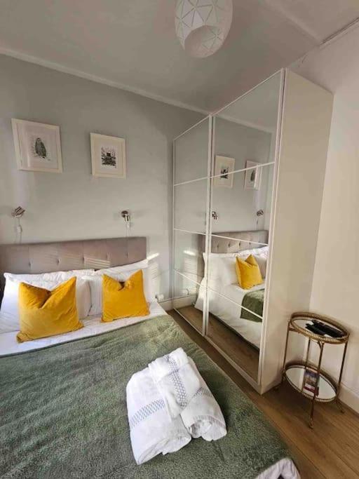 Beautiful And Spacious Flat Londres Extérieur photo